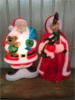 VINTAGE SANTA CLAUS AND MRS CLAUS BLOW MOLDS LIGHT