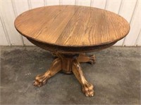 PAW FOOTED ROUND OAK TABLE