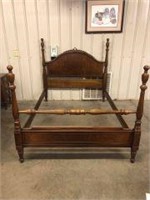 FOUR POSTER VINTAGE FULL SIZE BED