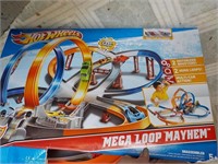 Mattel Mega Loop race track UPSTAIRS BEDROOM 3
