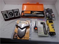 Gun Cleaning Kit/ Turkey Tail Mt. Kit/ Flashlight