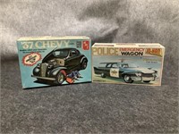 Set of 2 Model Car Kits