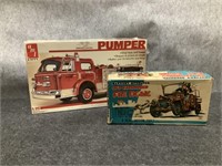 Set of 2 Fire Engine Model Kits