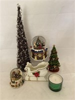 Christmas Decorations, Snow Globes