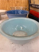 Pyrex baby blue bowl