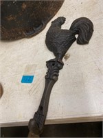 Cast iron rooster towel hook