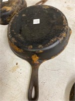 Cast iron Wagner Ware Skillet