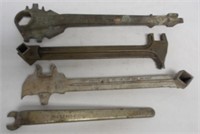 lot of 4 wrenches Ford, Wizard & others