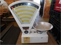 Vintage Toledo Food Scale