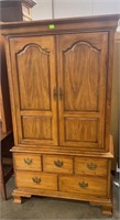 Vintage Fisher Park Collection Thomasville Chest