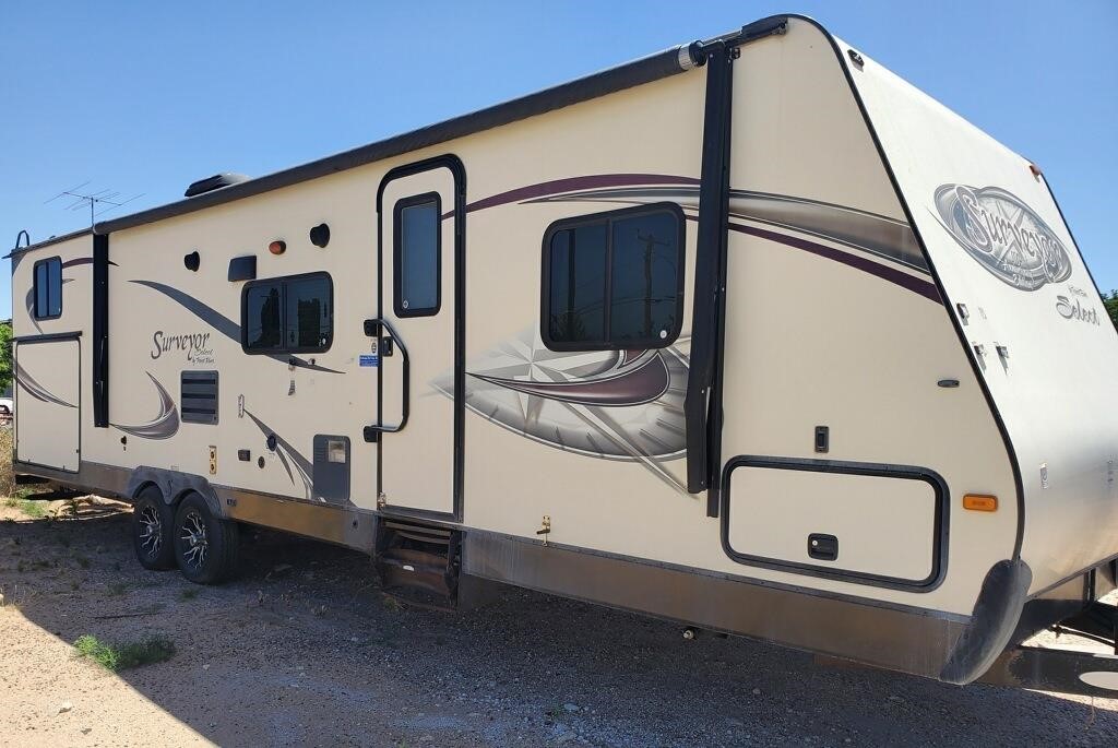 2013 Forest River Surveyor Travel Trailer 36'