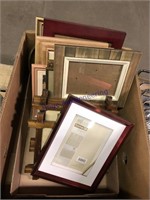 BOX OF ASSORTED PICTURE FRAMES