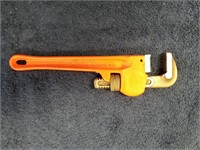 NEW 10 " pipe wrench