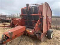 Massey Ferguson 1560 Round Baler