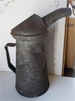 Early 2 quart oiler, SHED