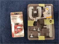 Flaring tool kit and tubing cutter