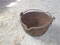 6" Iron pot, SHED