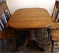 Dining Room Table and 6 Chairs-2 Extension Leaves