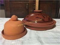 Two sizes Stoneware dish plates w/dome lids