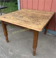 Beautiful antique oak Farm house table