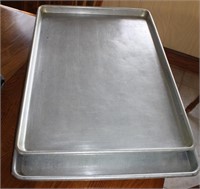 Aluminum Sheet Pans, Baking Ware & Plate Stand