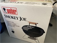 LR - Weber Smoky Joe Personal Grill