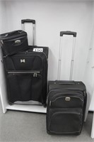 2 Pc Jeep Luggage with Make-up Case