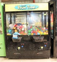 Prize Time Double Claw Machine,