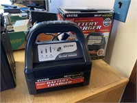 VECTOR BATTERY CHARGER