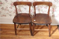 TWO CHILDRENS CHAIRS 13X12X24