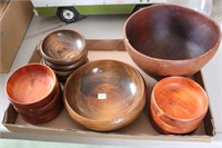 LOT OF WOODEN BOWLS