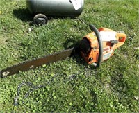 Husqvarna 353 E-Tech Chainsaw.