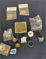 Mixed lot - commemorative buttons - Fort McHenry