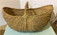 Vintage large buttocks basket - 23 long by 14 wide
