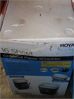 Royal  1600MX Paper Shredder w/orig. box