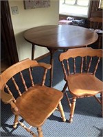 Drop Leaf Maple Table with 6 Chairs