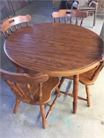 40" Round Maple Table with 4 Chairs