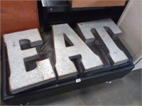 Ind metal letters