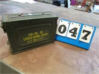 VINTAGE US AMMO CAN