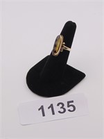 10K Ladies Ring ~ Size 6.5