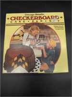 Checkerboard Cake Pan Set