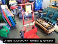 1,250 LB HAND TRUCK W/BRAKE