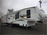 2011 SIERRA FOREST RIVER 41' FIFTH WHEEL TRAVEL TR