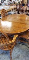Oak Dining Table and 6 chairs