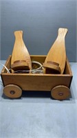 Wooden wagon with 2 candle holders