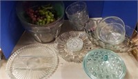 Glass bowls/dishes
