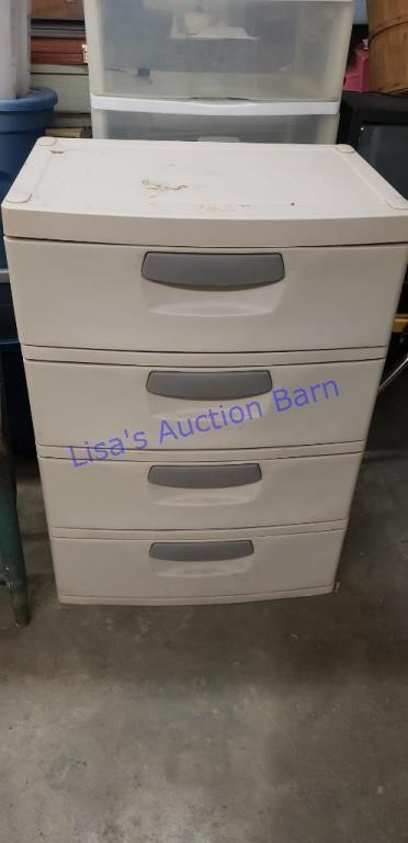 Lisa's Auction Barn