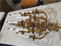 BRASS ELECTRIC ORNATE WALL MOUNTED CANDLEABRA