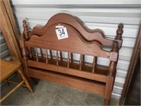 Vintage Walnut Single Bed & Rails (U231)