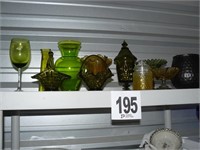 Contents of Shelf: Green & Gold Glass (U234)